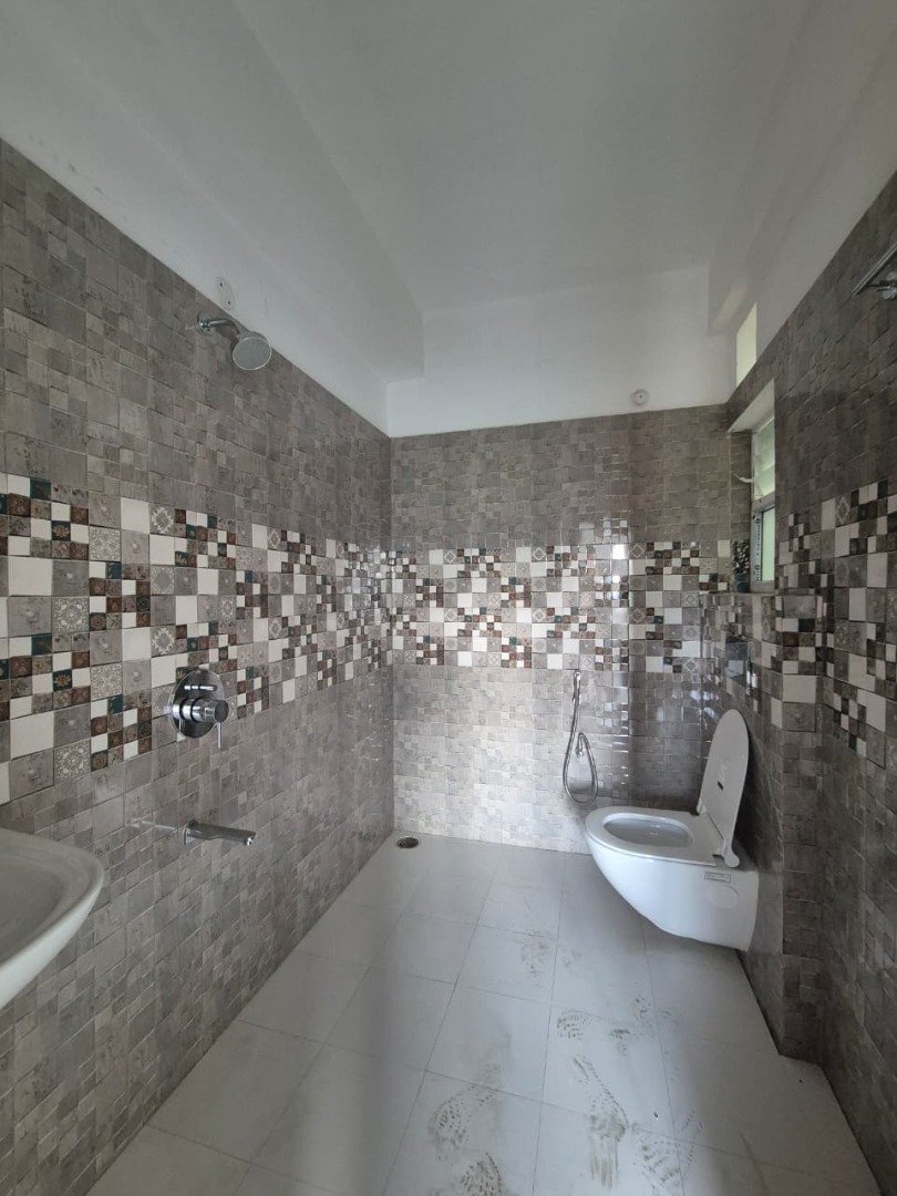 Unfurnished 3bhk in Hatigaon, Guwahati, Assam, India for Rent